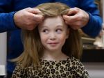 Video: Čo sa stane, keď darujete vlasy