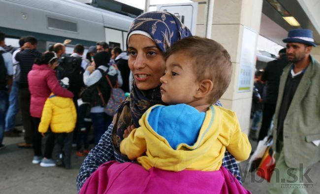 USA chcú pomôcť Európe, prijmú viac utečencov zo Sýrie