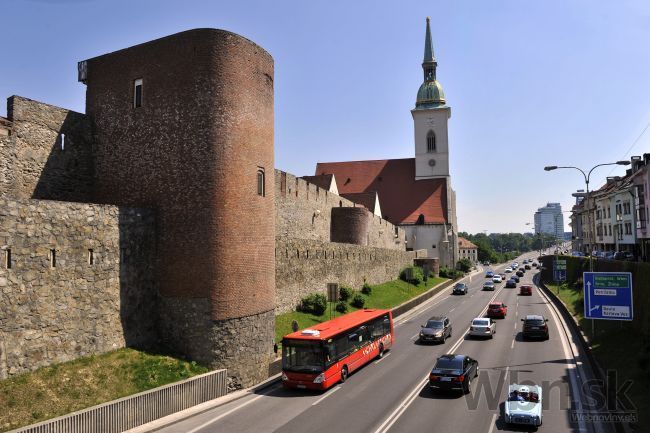 Vodiči pozor, v Bratislave na vás čakajú obmedzenia