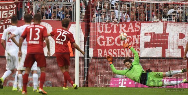 Video: Bayern pokoril Ausburg, Frankfurt prestrieľal Kolín