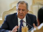 Západ by mal bojovať proti teroristom s Asadom, mieni Lavrov