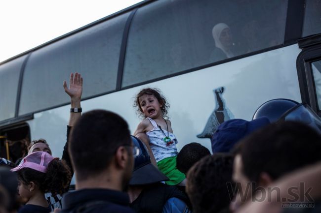 Video: Chorváti povedali dosť, ďalších utečencov neprijmú