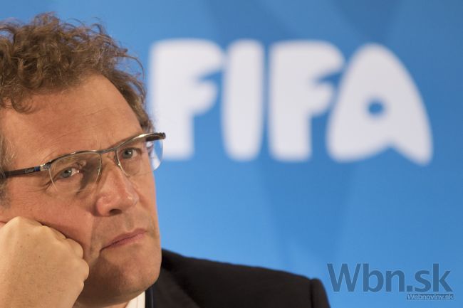 Blatter je bez svojej pravej ruky, FIFA odstavila Valckeho