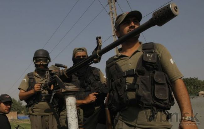 Taliban zaútočil na mešitu v Pakistane, zabil desiatky ľudí