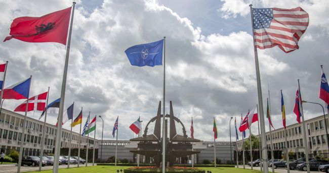 NATO zriaďuje regionálne veliteľstvá, v hre je aj Slovensko