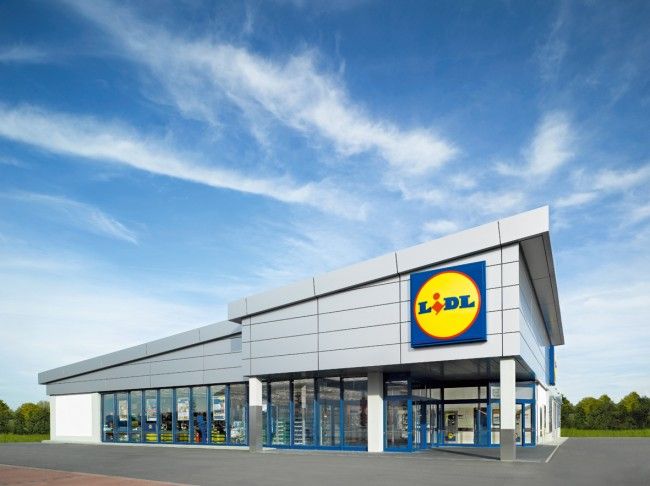 Lidl pokračuje v raste a mimoriadne zvyšuje platy