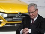 Šéf automobilky Volkswagen M. Winterkorn odstúpil z funkcie