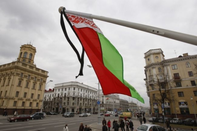 Bielorusi vyšli do ulíc, chcú bojkot prezidentských volieb