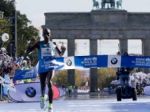 Prestížny Berlínsky maratón vyhrali Kipchoge a Cheronová