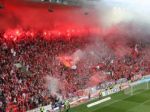 Video: Derby pražských 'S' vyhrala kurióznym gólom Slavia