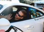 Dcéra Paula Walkera žaluje Porsche, automobilka vinu odmieta