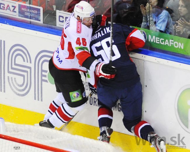 Slovan hostí Traktor, premiéru v KHL si odkrúti Puliš