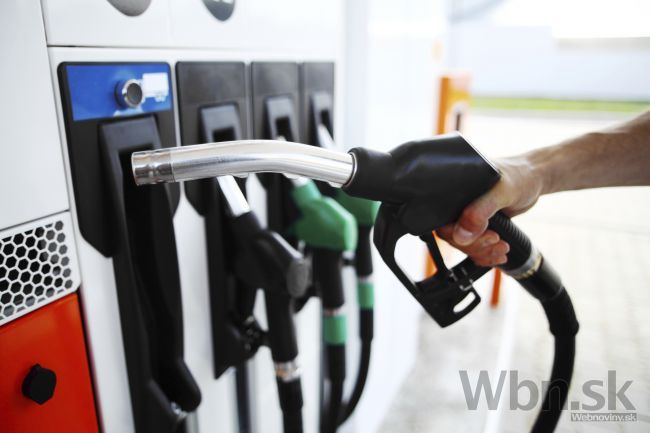 Ceny benzínov opäť klesli, motorová nafta zdražela