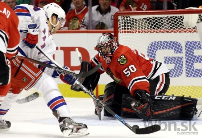 Video: Chicago odštartovalo NHL prehrou, Hossa asistoval