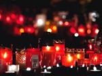 Praha sa rozlúčila s populárnym hercom Lubomírom Lipským