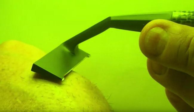 Video: Laserová žiletka v akcii