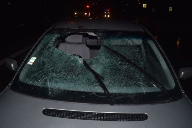 TRAGICKÁ NEHODA: Na priechode pre chodcov zrazilo ženu auto, zomrela