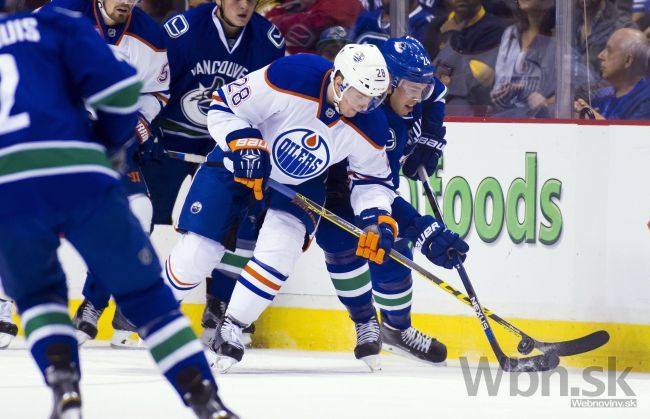 Daniel Sedin netrafil do prázdnej bránky, Canucks prehrali
