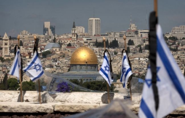 Izrael zakázal múr oddeľujúci arabskú časť Jeruzalema