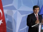 Davutoglu: Turecko sa nestane koncentračným táborom pre migrantov