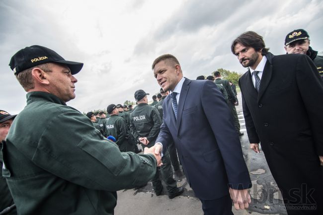 Fico vyslal na maďarsko-srbskú hranicu 50 našich policajtov