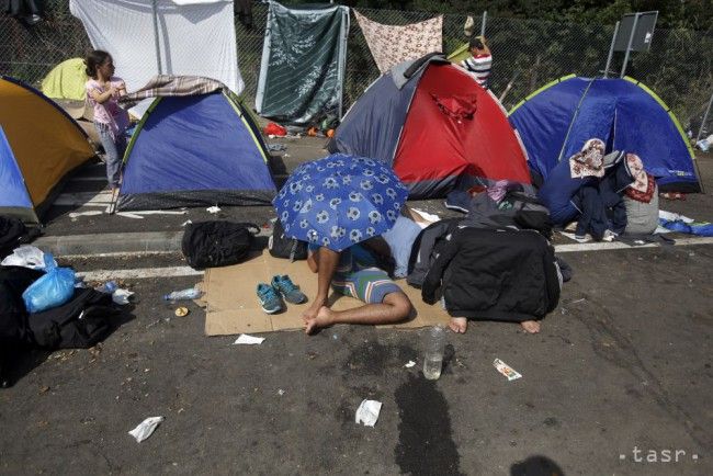 Holandsko upozorňuje žiadateľov o azyl na tvrdé podmienky