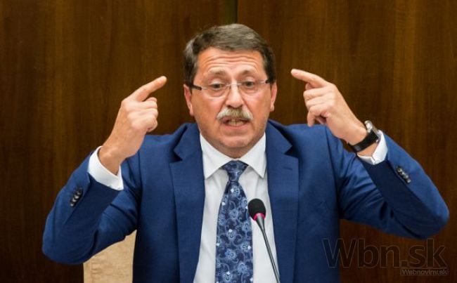 Paška nebude na kandidátke Smeru do parlamentných volieb
