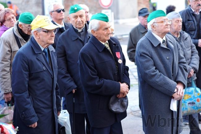 V Trnave odhalili pamätnú tabuľu bývalým pétépákom