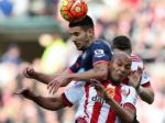 Video: Sunderland má prvú výhru, derby Manchestru bez gólov
