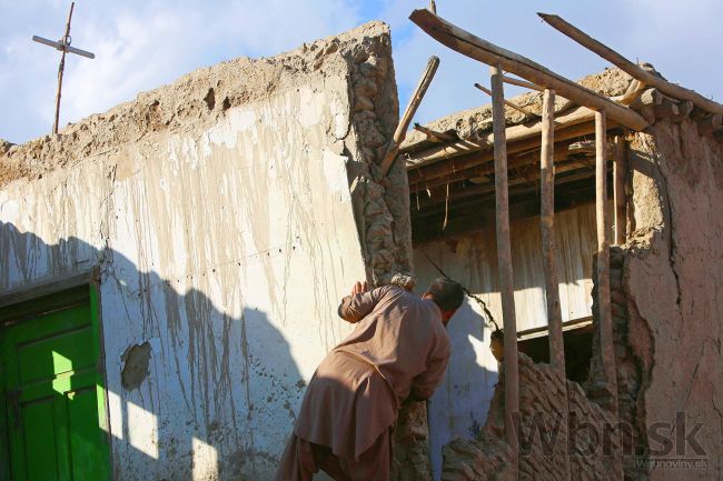 Zemetrasenie v Afganistane: 376 mŕtvych, stovky zranených