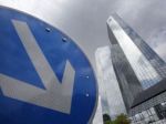 Americké úrady údajne rozširujú vyšetrovanie Deutsche Bank