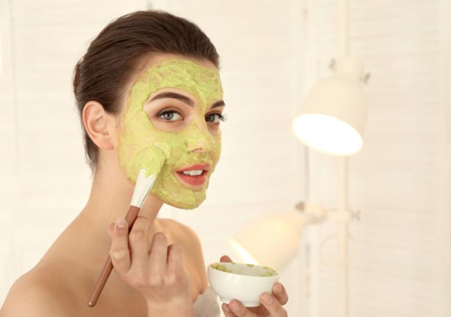 10 receptov pre najlepšie domáce masky na tvár