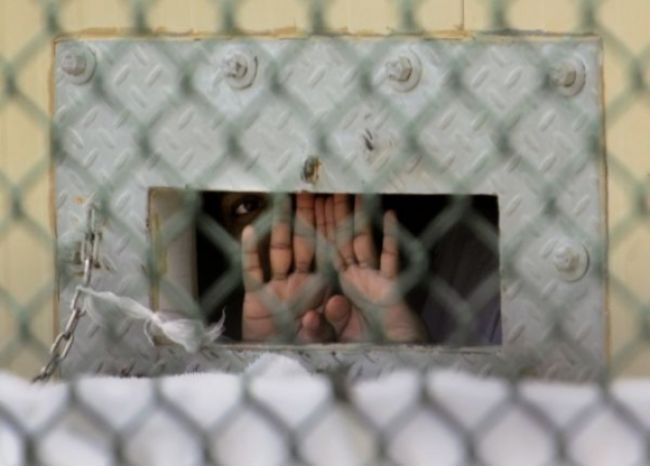 Z Guantánama prepustili ďalšieho väzňa, ostáva ich vyše sto