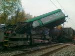 Zrážku dvoch vlakov v Česku neprežil rušňovodič
