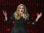 Adele prekonala s Hello rekord v počte legálnych stiahnutí