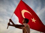 V Turecku zadržali redaktorov, mali sa pokúsiť o prevrat