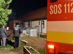 FOTKY ZO ZÁSAHU: V Brezine horel rodinný dom, oheň sa šíril z kotolne