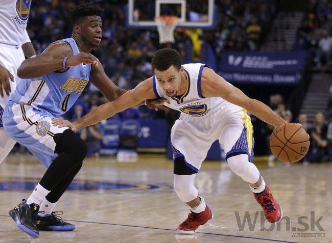 Video: Bez prehry v NBA zostal len obhajca, Curry žiaril