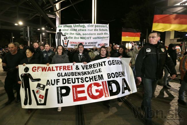 Hnutie Pegida demonštrovalo na výročie 'krištáľovej noci'