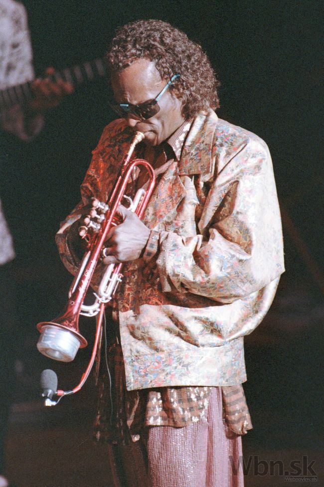 Najlepším džezovým interpretom je Miles Davis