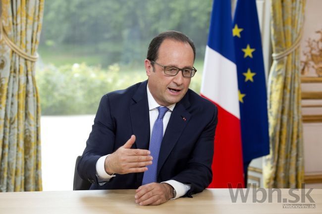 Hollande sa po útokoch stretne s Obamom aj Putinom