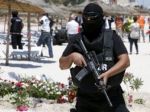 Tunisko zmarilo veľký teroristický útok na letovisko Súsa