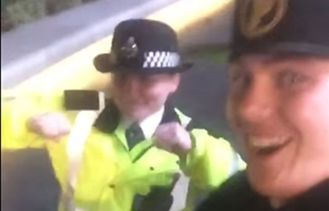 Video: Zábavní policajti
