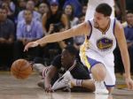Video: Warriors píšu dejiny, 76ers čakajú na výhru mesiace