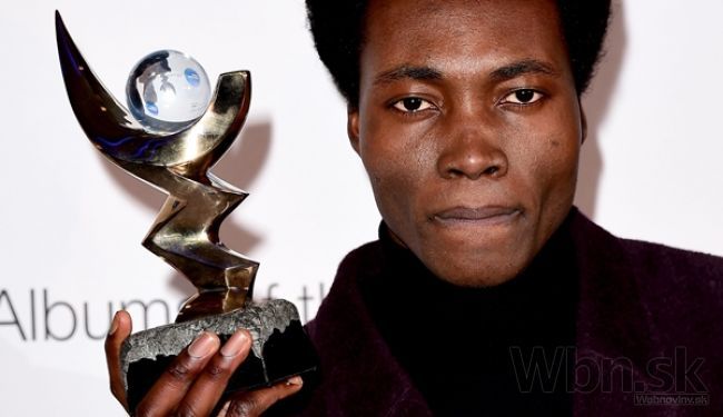 Prestížnu Mercury Prize získal spevák Benjamin Clementine