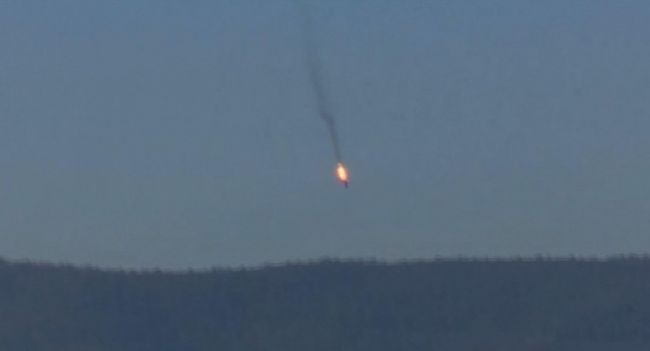 Video: Turecké F-16 zostrelili ruskú nadzvukovú stíhačku