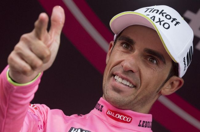 Alberto Contador pri oslavách už nebude strieľať na ľudí
