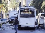 V autobuse v Tunise sa odpálil samovražedný atentátnik