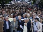 Grécki dôchodcovia demonštrujú proti zmenám: Nemôžeme žiť z 300 eur