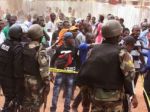 Zatkli osoby podozrivé z rukojemníckej drámy na Mali